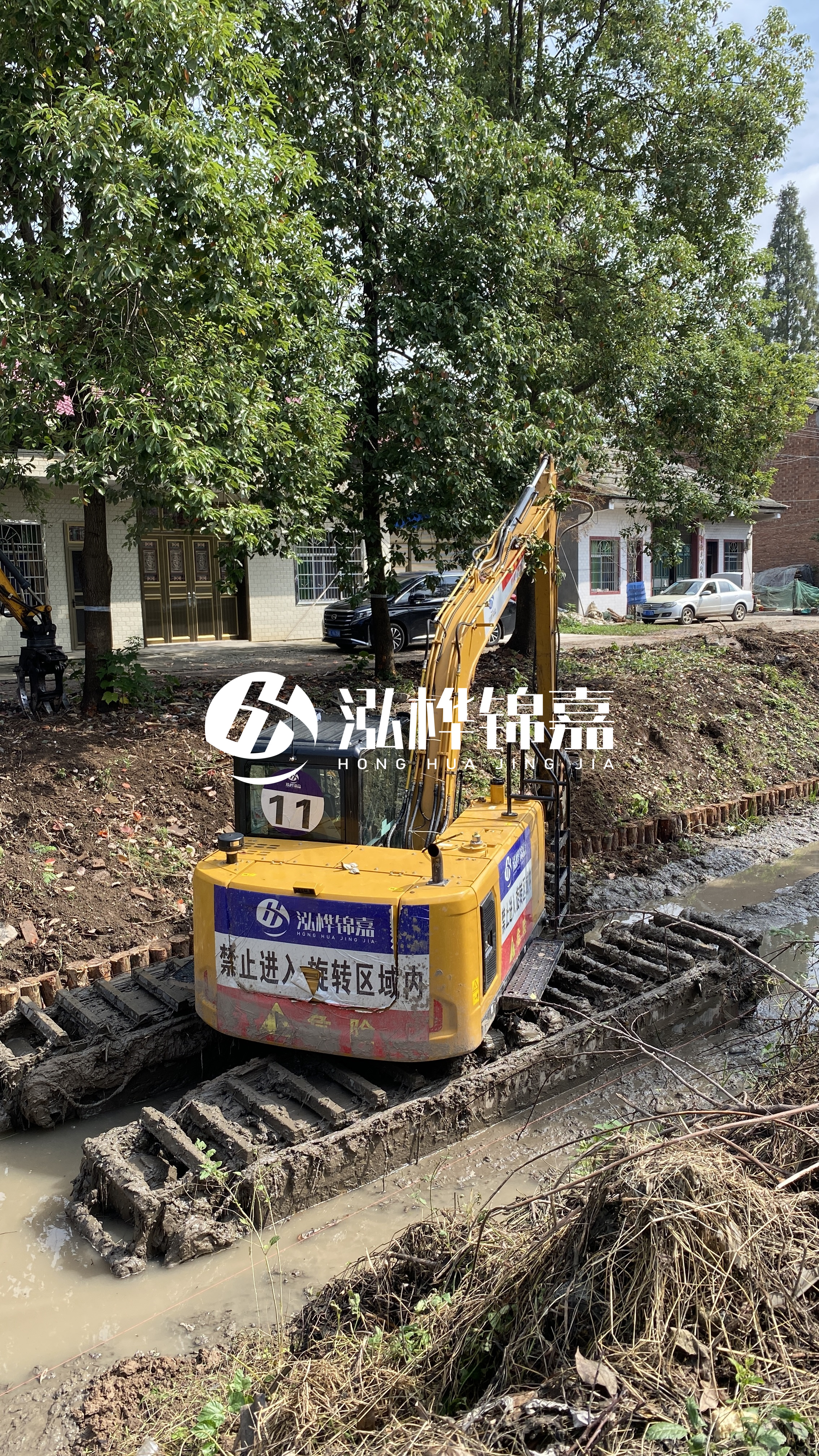 邢臺挖機(jī)打木樁專業(yè)施工-挖掘機(jī)打木樁打直技巧？